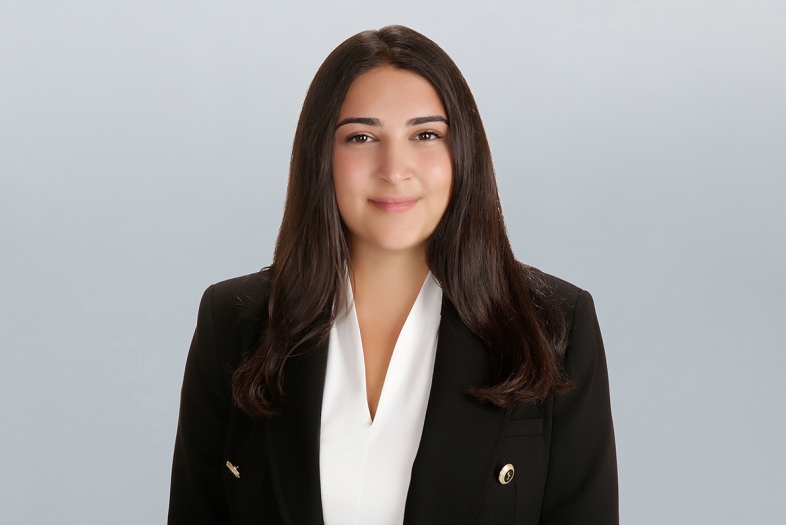 Damla Özbay